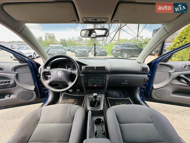 Синій Фольксваген Пассат, об'ємом двигуна 1.6 л та пробігом 228 тис. км за 6300 $, фото 19 на Automoto.ua