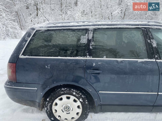 Синій Фольксваген Пассат, об'ємом двигуна 1.9 л та пробігом 350 тис. км за 3000 $, фото 5 на Automoto.ua