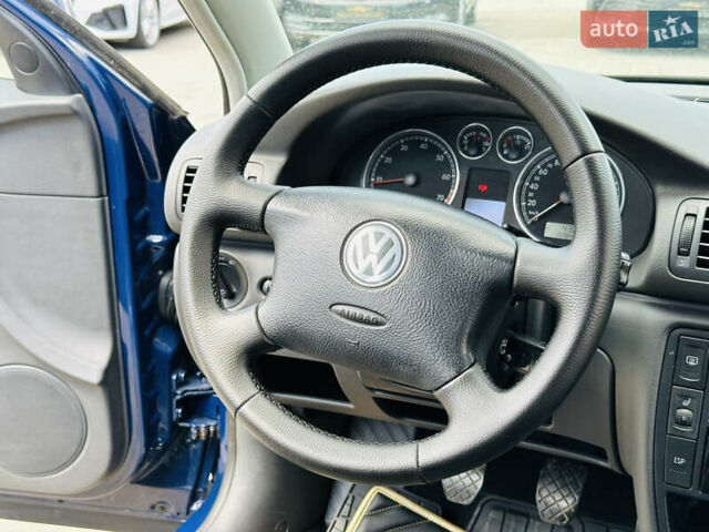 Синій Фольксваген Пассат, об'ємом двигуна 1.6 л та пробігом 228 тис. км за 6300 $, фото 21 на Automoto.ua