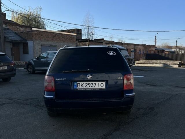 Синий Фольксваген Пассат, объемом двигателя 1.8 л и пробегом 408 тыс. км за 3650 $, фото 3 на Automoto.ua