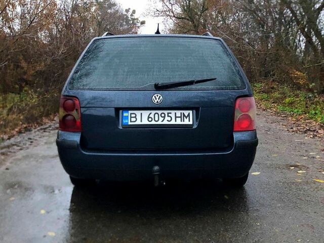 Синий Фольксваген Пассат, объемом двигателя 2 л и пробегом 247 тыс. км за 4750 $, фото 4 на Automoto.ua