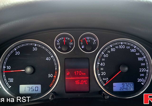 Синій Фольксваген Пассат, об'ємом двигуна 2 л та пробігом 225 тис. км за 5200 $, фото 10 на Automoto.ua