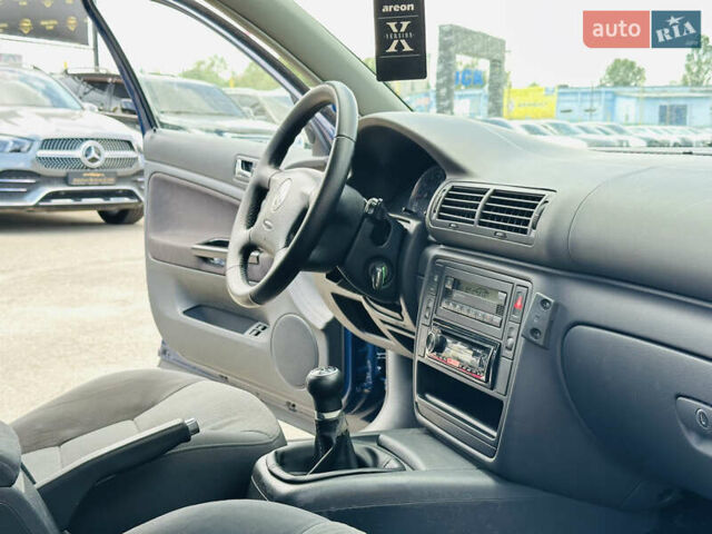 Синій Фольксваген Пассат, об'ємом двигуна 1.6 л та пробігом 228 тис. км за 6300 $, фото 24 на Automoto.ua