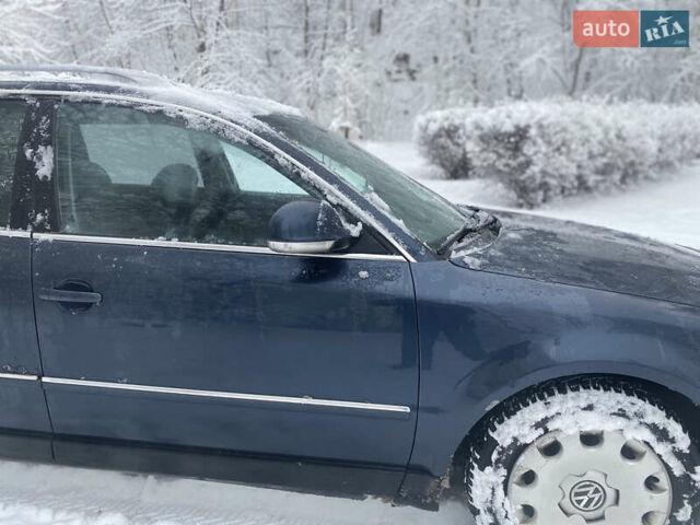 Синій Фольксваген Пассат, об'ємом двигуна 1.9 л та пробігом 350 тис. км за 3000 $, фото 4 на Automoto.ua