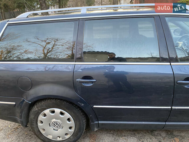 Синий Фольксваген Пассат, объемом двигателя 1.9 л и пробегом 350 тыс. км за 3000 $, фото 3 на Automoto.ua