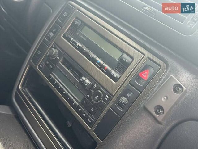 Синий Фольксваген Пассат, объемом двигателя 0 л и пробегом 225 тыс. км за 4490 $, фото 35 на Automoto.ua