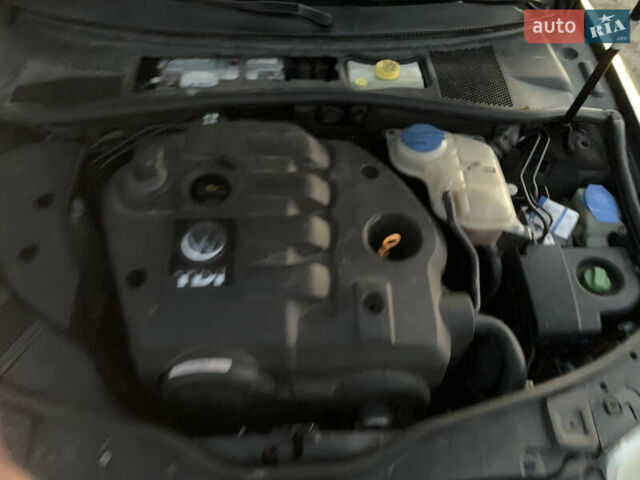 Синій Фольксваген Пассат, об'ємом двигуна 1.9 л та пробігом 349 тис. км за 4500 $, фото 6 на Automoto.ua