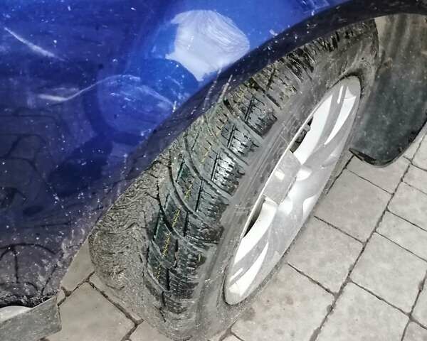 Синій Фольксваген Пассат, об'ємом двигуна 1.98 л та пробігом 317 тис. км за 3000 $, фото 5 на Automoto.ua