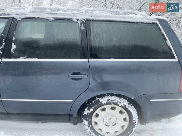 Синій Фольксваген Пассат, об'ємом двигуна 1.9 л та пробігом 350 тис. км за 3000 $, фото 6 на Automoto.ua