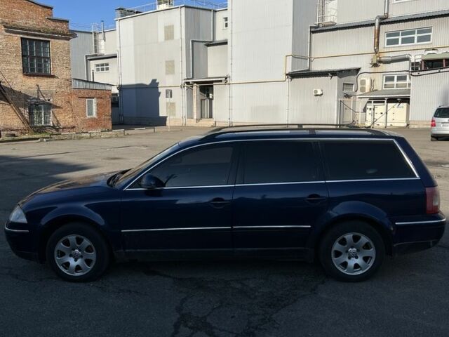 Синий Фольксваген Пассат, объемом двигателя 1.8 л и пробегом 408 тыс. км за 3650 $, фото 1 на Automoto.ua