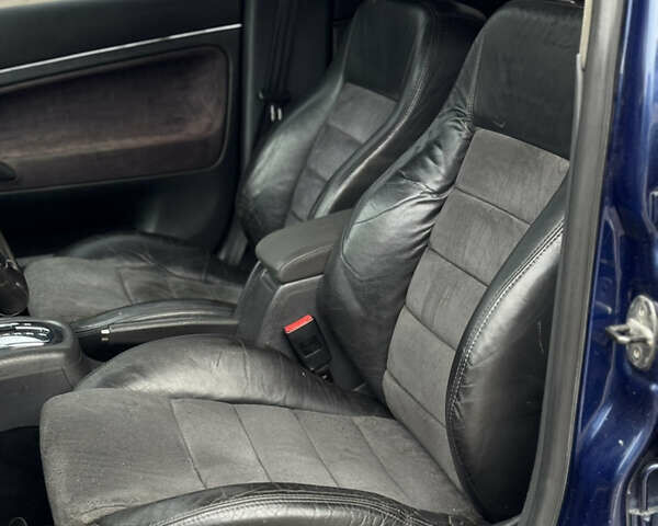 Синий Фольксваген Пассат, объемом двигателя 1.8 л и пробегом 300 тыс. км за 3600 $, фото 4 на Automoto.ua