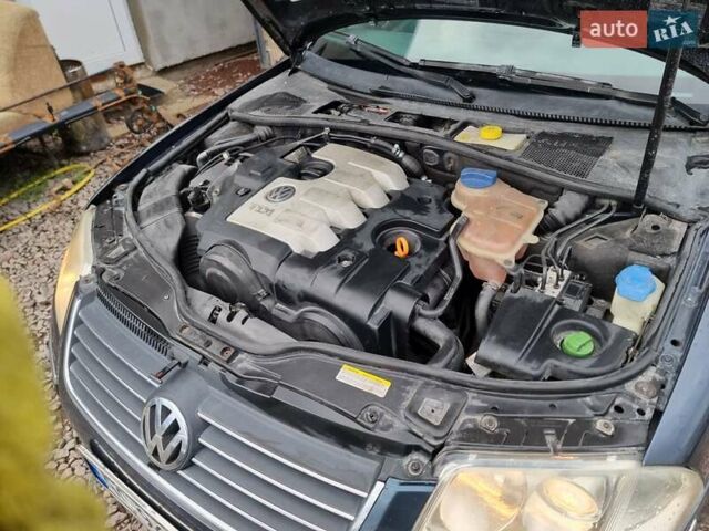 Синий Фольксваген Пассат, объемом двигателя 1.9 л и пробегом 470 тыс. км за 4600 $, фото 11 на Automoto.ua