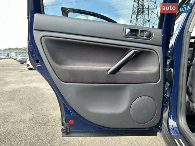 Синій Фольксваген Пассат, об'ємом двигуна 1.6 л та пробігом 228 тис. км за 6300 $, фото 17 на Automoto.ua