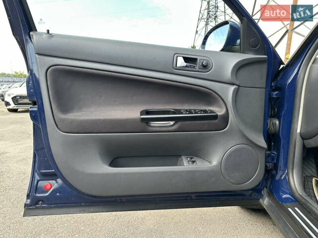 Синій Фольксваген Пассат, об'ємом двигуна 1.6 л та пробігом 228 тис. км за 6300 $, фото 15 на Automoto.ua