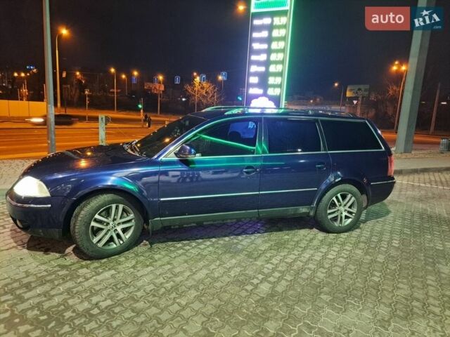 Синий Фольксваген Пассат, объемом двигателя 2.5 л и пробегом 333 тыс. км за 4500 $, фото 2 на Automoto.ua