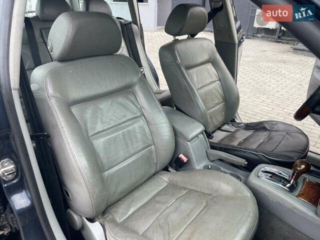 Синий Фольксваген Пассат, объемом двигателя 1.9 л и пробегом 472 тыс. км за 3500 $, фото 17 на Automoto.ua