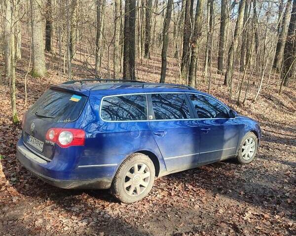 Синій Фольксваген Пассат, об'ємом двигуна 2 л та пробігом 346 тис. км за 6400 $, фото 8 на Automoto.ua