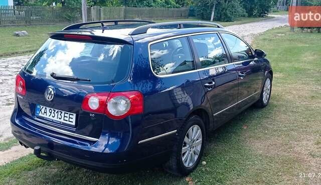 Синій Фольксваген Пассат, об'ємом двигуна 2 л та пробігом 272 тис. км за 7300 $, фото 4 на Automoto.ua