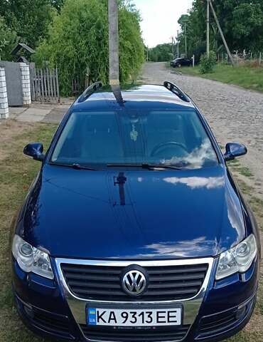 Синій Фольксваген Пассат, об'ємом двигуна 2 л та пробігом 272 тис. км за 7300 $, фото 8 на Automoto.ua