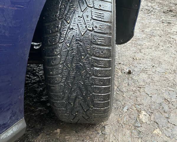 Синій Фольксваген Пассат, об'ємом двигуна 1.6 л та пробігом 212 тис. км за 5300 $, фото 11 на Automoto.ua