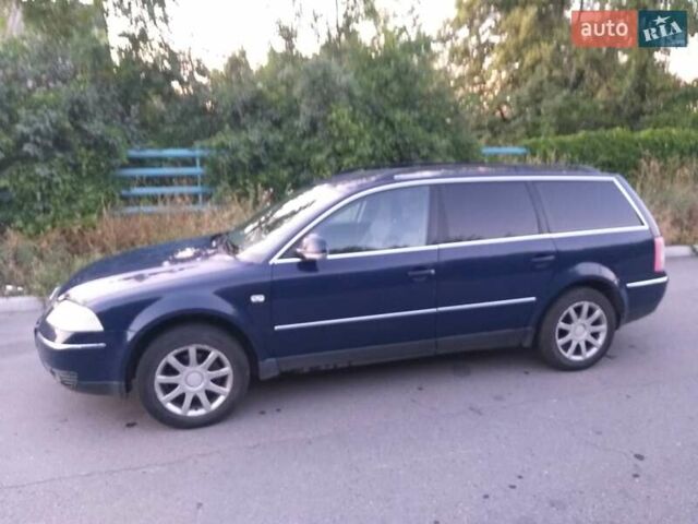 Синий Фольксваген Пассат, объемом двигателя 1.9 л и пробегом 300 тыс. км за 4700 $, фото 6 на Automoto.ua