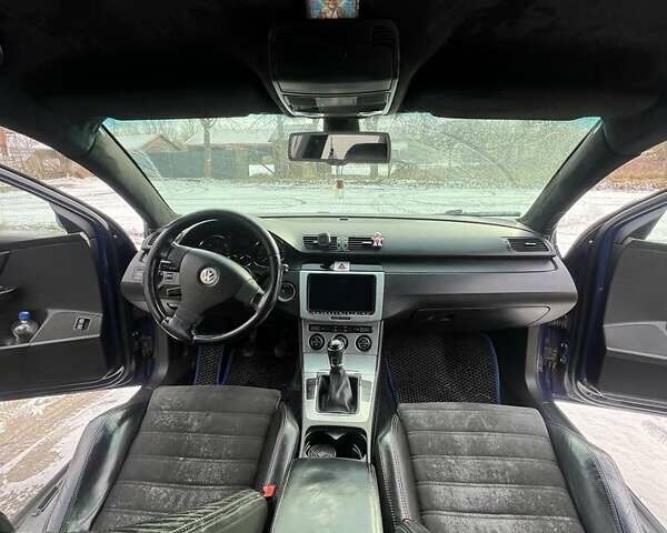 Синій Фольксваген Пассат, об'ємом двигуна 2 л та пробігом 311 тис. км за 4800 $, фото 6 на Automoto.ua