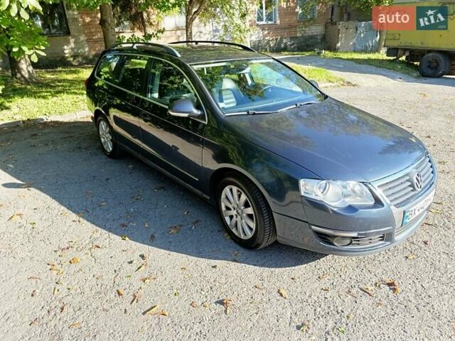 Синий Фольксваген Пассат, объемом двигателя 2 л и пробегом 351 тыс. км за 5800 $, фото 9 на Automoto.ua