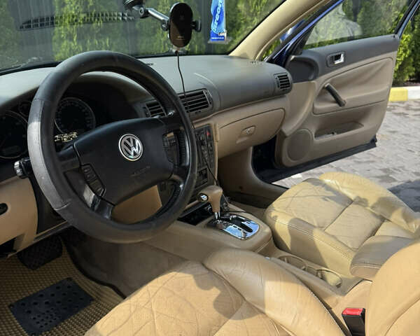 Синий Фольксваген Пассат, объемом двигателя 1.9 л и пробегом 367 тыс. км за 5350 $, фото 7 на Automoto.ua