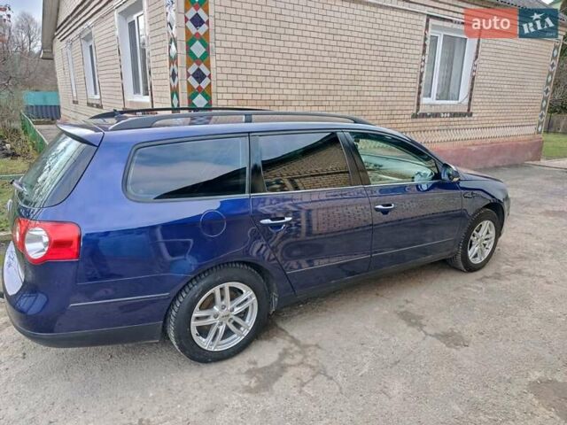 Синій Фольксваген Пассат, об'ємом двигуна 1.6 л та пробігом 237 тис. км за 5400 $, фото 18 на Automoto.ua