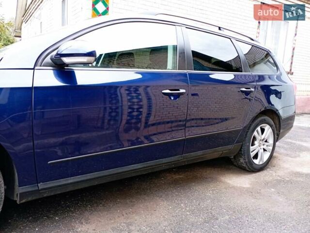 Синий Фольксваген Пассат, объемом двигателя 1.6 л и пробегом 236 тыс. км за 5499 $, фото 15 на Automoto.ua