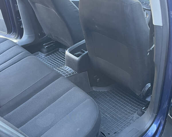 Синий Фольксваген Пассат, объемом двигателя 1.6 л и пробегом 235 тыс. км за 4700 $, фото 23 на Automoto.ua