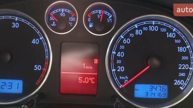 Синий Фольксваген Пассат, объемом двигателя 1.9 л и пробегом 314 тыс. км за 4700 $, фото 7 на Automoto.ua