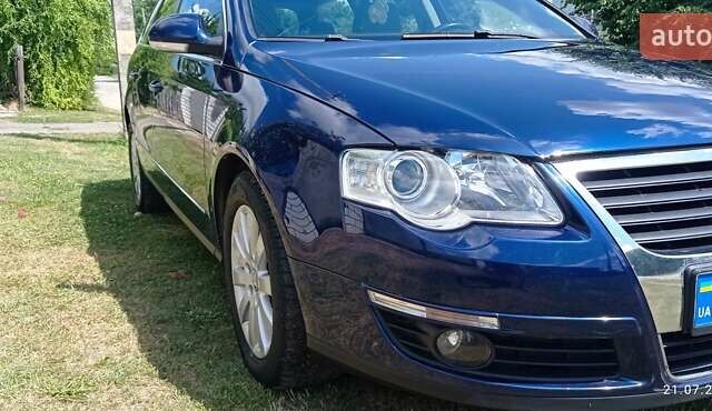 Синій Фольксваген Пассат, об'ємом двигуна 2 л та пробігом 272 тис. км за 7300 $, фото 25 на Automoto.ua