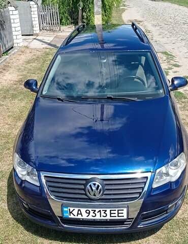 Синій Фольксваген Пассат, об'ємом двигуна 2 л та пробігом 272 тис. км за 7300 $, фото 27 на Automoto.ua