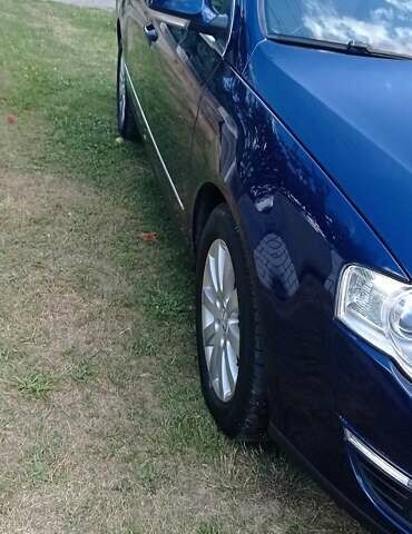 Синій Фольксваген Пассат, об'ємом двигуна 2 л та пробігом 272 тис. км за 7300 $, фото 11 на Automoto.ua