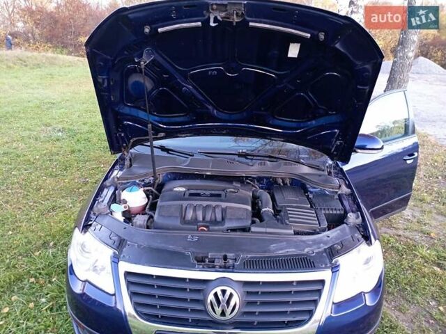 Синий Фольксваген Пассат, объемом двигателя 1.6 л и пробегом 236 тыс. км за 5100 $, фото 26 на Automoto.ua