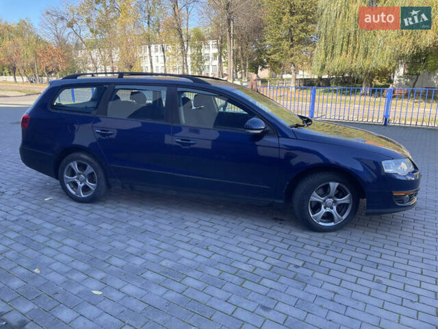 Синий Фольксваген Пассат, объемом двигателя 1.6 л и пробегом 235 тыс. км за 4700 $, фото 6 на Automoto.ua