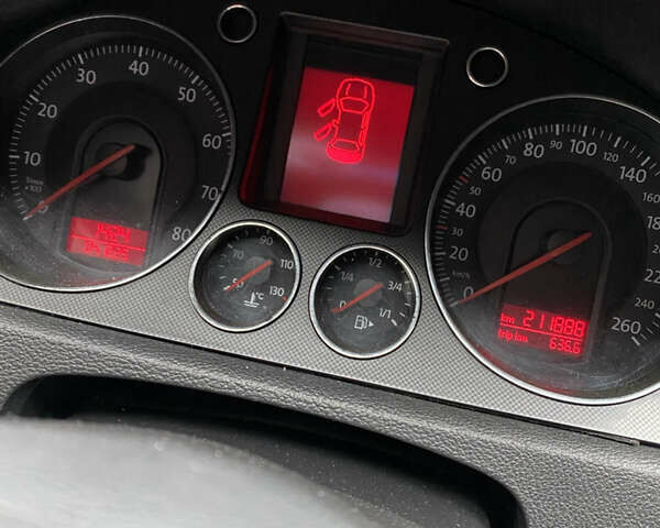 Синій Фольксваген Пассат, об'ємом двигуна 1.6 л та пробігом 212 тис. км за 5300 $, фото 4 на Automoto.ua