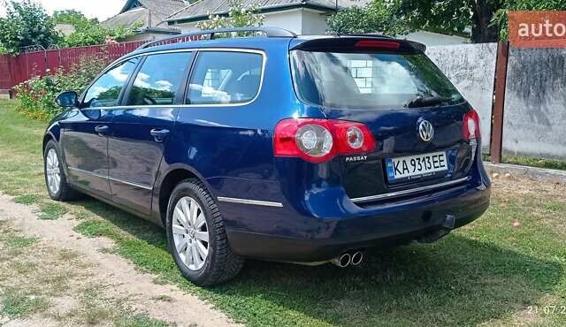 Синій Фольксваген Пассат, об'ємом двигуна 2 л та пробігом 272 тис. км за 7300 $, фото 17 на Automoto.ua