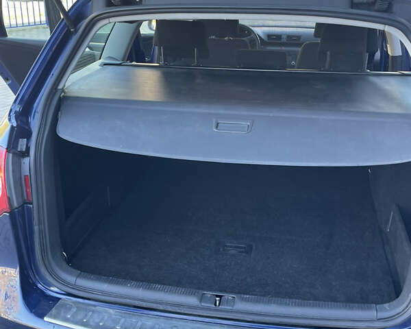 Синий Фольксваген Пассат, объемом двигателя 1.6 л и пробегом 235 тыс. км за 4700 $, фото 21 на Automoto.ua