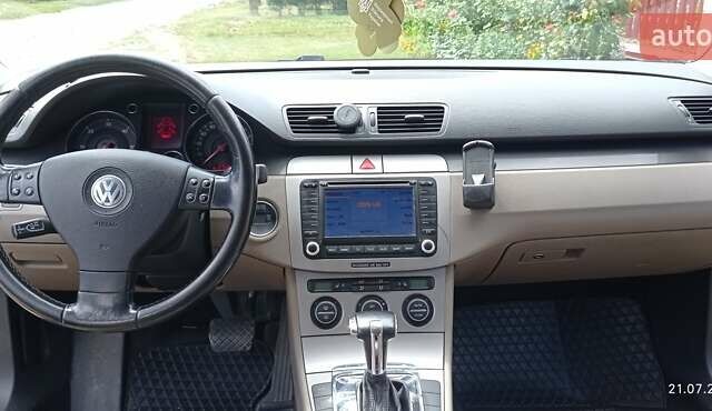 Синій Фольксваген Пассат, об'ємом двигуна 2 л та пробігом 272 тис. км за 7300 $, фото 56 на Automoto.ua