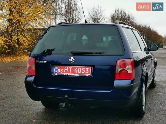 Синий Фольксваген Пассат, объемом двигателя 1.6 л и пробегом 240 тыс. км за 5400 $, фото 17 на Automoto.ua
