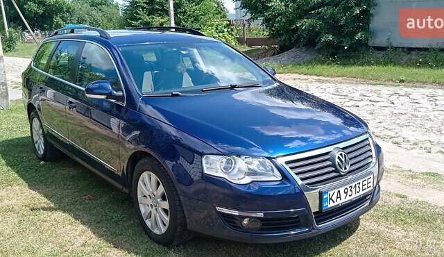 Синій Фольксваген Пассат, об'ємом двигуна 2 л та пробігом 272 тис. км за 7300 $, фото 19 на Automoto.ua