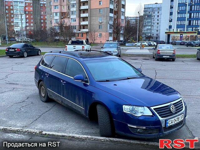 Синій Фольксваген Пассат, об'ємом двигуна 2 л та пробігом 275 тис. км за 5800 $, фото 3 на Automoto.ua