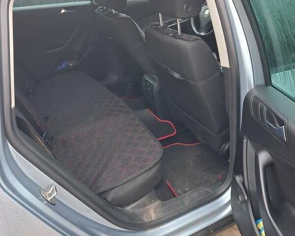 Синій Фольксваген Пассат, об'ємом двигуна 1.6 л та пробігом 260 тис. км за 6700 $, фото 3 на Automoto.ua