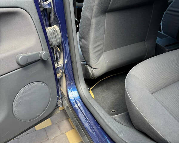 Синий Фольксваген Пассат, объемом двигателя 1.6 л и пробегом 160 тыс. км за 4999 $, фото 6 на Automoto.ua