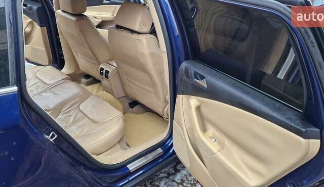 Синій Фольксваген Пассат, об'ємом двигуна 1.98 л та пробігом 252 тис. км за 5200 $, фото 9 на Automoto.ua
