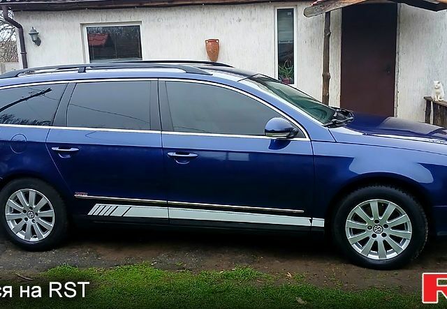 Синий Фольксваген Пассат, объемом двигателя 2 л и пробегом 320 тыс. км за 5500 $, фото 5 на Automoto.ua