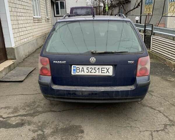 Синій Фольксваген Пассат, об'ємом двигуна 1.9 л та пробігом 324 тис. км за 5000 $, фото 1 на Automoto.ua