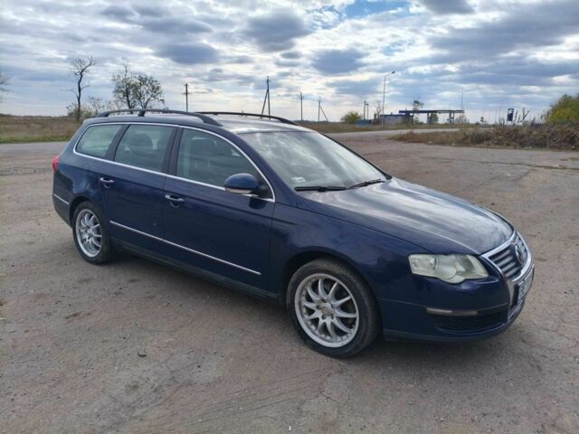 Синий Фольксваген Пассат, объемом двигателя 1.9 л и пробегом 288 тыс. км за 5999 $, фото 6 на Automoto.ua